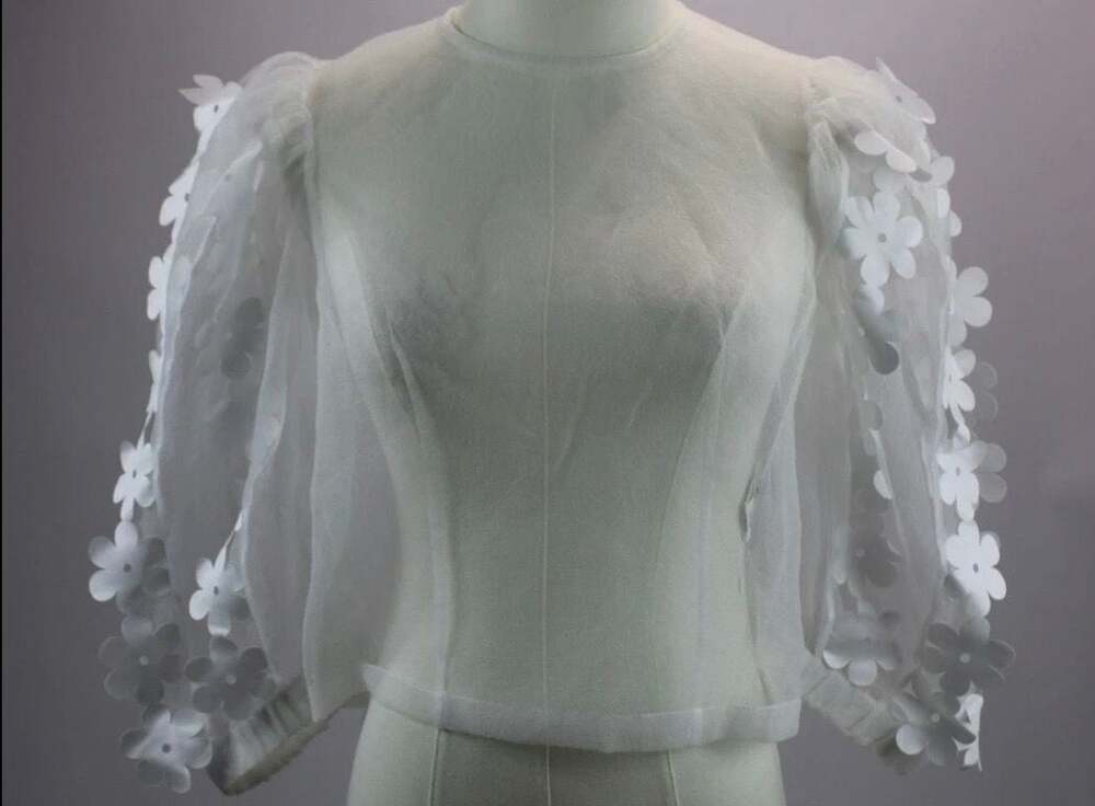 Paskal White 3D Floral Applique Organza Puffed Sleeve Top